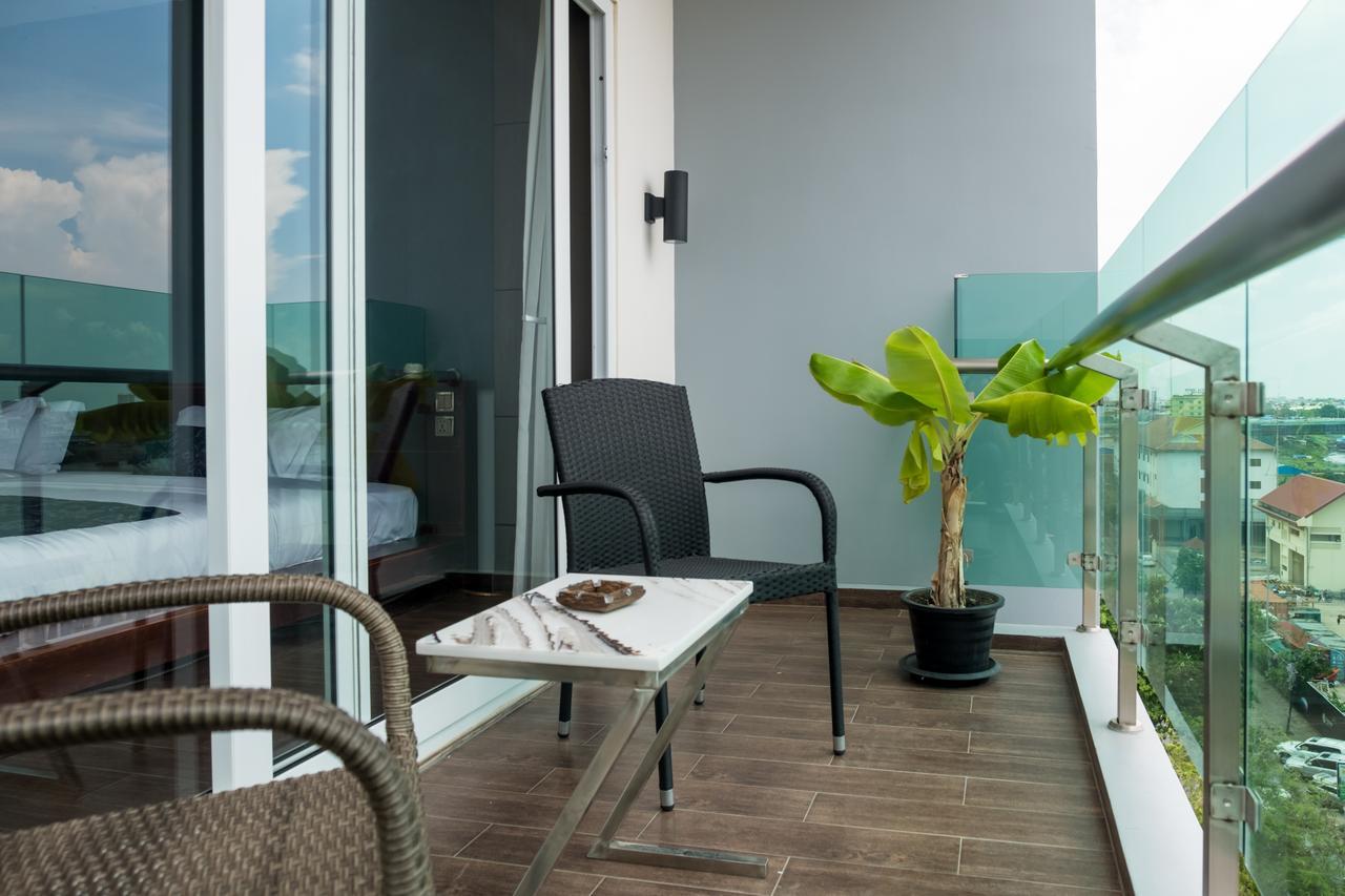 Nou'S River Hotel Phnom Penh Exterior photo